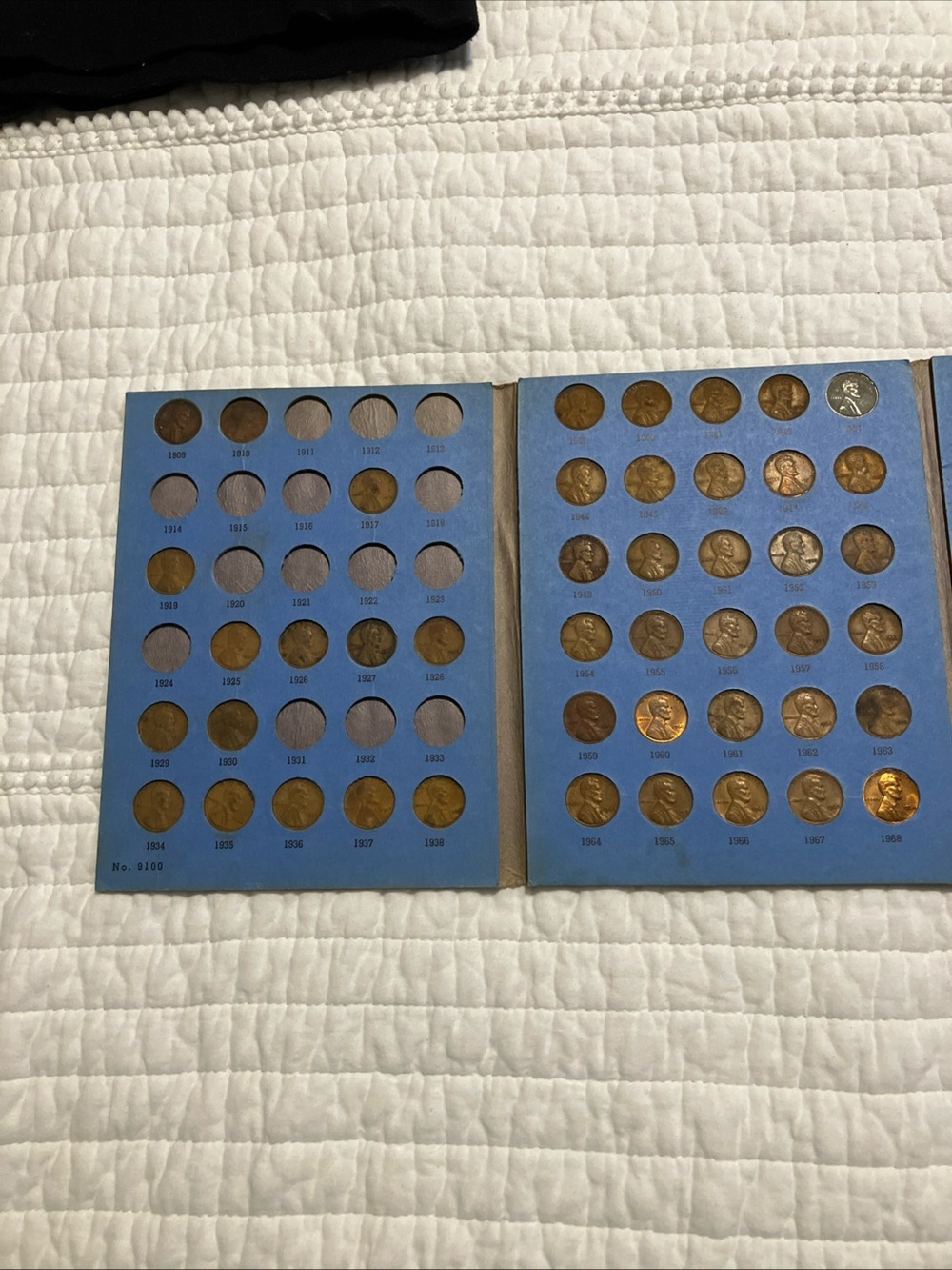 Vintage Lincoln Cent Coin Collection in Blue Album
